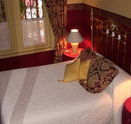 Triune House Bed and Breakfast - Holiday Byron Bay