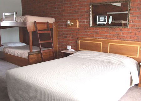 Abbotswood Motor Inn - Holiday Byron Bay 1