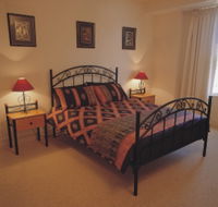 Adelaide Central Apartments - Holiday Byron Bay