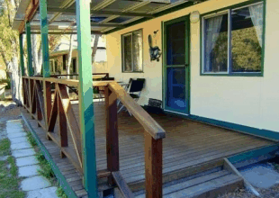 Peaceful Bay Chalets - Holiday Byron Bay