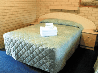 Pinjarra Motel - Holiday Byron Bay