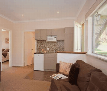 Adamsons Riverside Accommodation - thumb 2