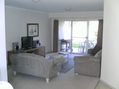 Absolute Beachfront Opal Cove Resort - Holiday Byron Bay 4