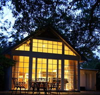 Bygone Beautys Cottages - Holiday Byron Bay
