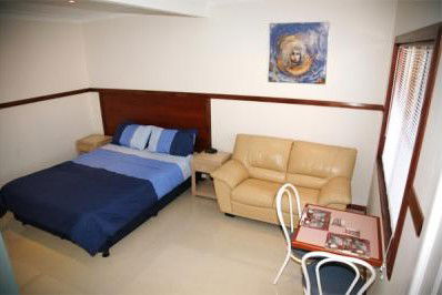Across Country Motor Inn - Holiday Byron Bay 1