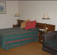 Seaton Arms Motor Inn - Holiday Byron Bay