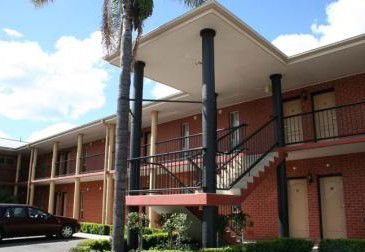 Wagga RSL Club Motel - Holiday Byron Bay 3