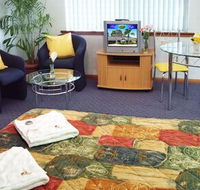 Lindy Lodge Motel And Function Centre - Holiday Byron Bay