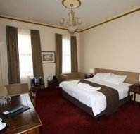 Glenferrie Hotel - Holiday Byron Bay