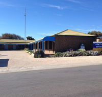 Port Victoria Hotel Motel - Holiday Byron Bay
