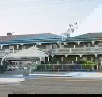 Richmond Motor Inn - Holiday Byron Bay