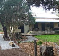 River Walk Cottage - Holiday Byron Bay
