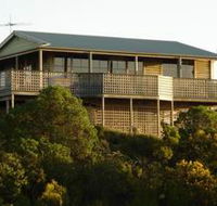 Lantauanan - The Lookout - Holiday Byron Bay