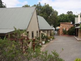 Zorros Of Hahndorf - Holiday Byron Bay 0