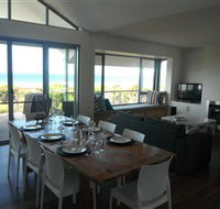 Cassini Beach House - Holiday Byron Bay