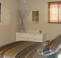 Luxury Vineyard Cottage on Pike River Lyrup - Holiday Byron Bay
