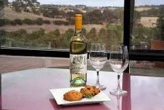 Mt Surmon Wines The Retreat - Holiday Byron Bay 1