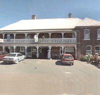 Sheffield Hotel - Holiday Byron Bay