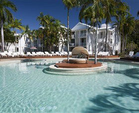 QT Port Douglas - Holiday Byron Bay 0