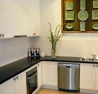 Clyvemore Apartment - Holiday Byron Bay