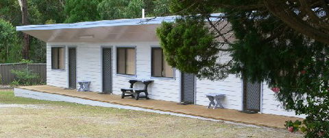 Burrill Pines Motel - Holiday Byron Bay 1