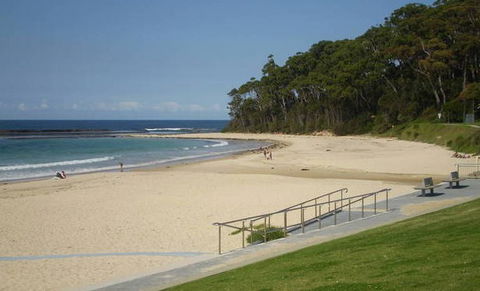 At Outriggers Mollymook - Holiday Byron Bay 1