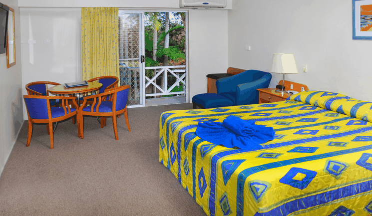 Yamba Aston Motel - Holiday Byron Bay 1