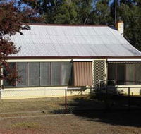 Kookaburra Cottage - Pooncarie - Holiday Byron Bay