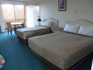 Garden City Motor Inn - Wagga Wagga - Holiday Byron Bay 3