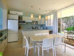 Aqua Bamboo - Holiday Byron Bay 2