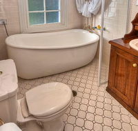 Bridal Falls Cottage - Holiday Byron Bay