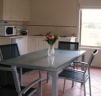 Burns B and B and Yabby Farm - Holiday Byron Bay