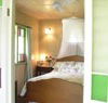 Flora Alba Cottage and Jacaranda on Pallas - Holiday Byron Bay