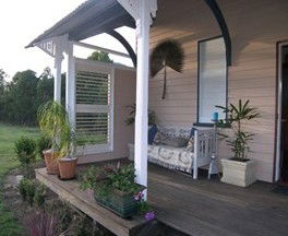 Barney Creek Vineyard Cottages - Holiday Byron Bay 4
