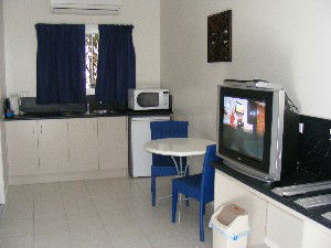Augathella Palms Motel - Holiday Byron Bay 3