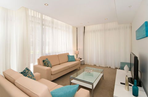 Ambience On Burleigh Beach - Holiday Byron Bay 14
