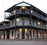 The Esplanade Hotel - Holiday Byron Bay