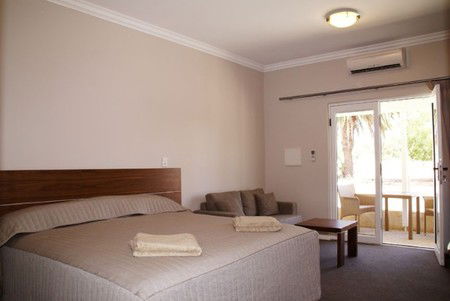 The York Heritage Hotel And Terraces - Holiday Byron Bay 3