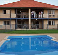 Pinnacles Edge Resort - Holiday Byron Bay