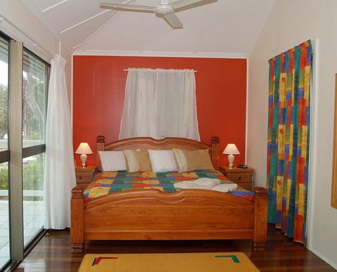 Arcadia Beach Guest House - Holiday Byron Bay 4