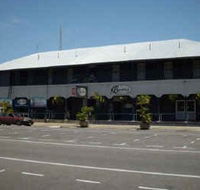 Burdekin Hotel - Holiday Byron Bay