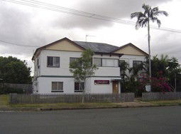 Affordable Accommodation Proserpine - Holiday Byron Bay 3