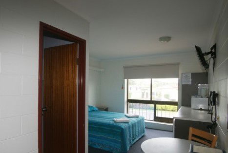 Cedar Lodge Motel - Holiday Byron Bay 3