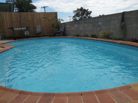 AMELIA STREET GLADSTONE 5 BEDROOMS - Holiday Byron Bay 5