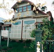 Ballarat Serviced Apartments - Holiday Byron Bay