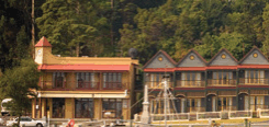 Strahan Village - Holiday Byron Bay