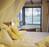 Lake Weyba Cottages - Holiday Byron Bay