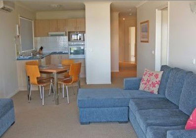 Sorrento Luxury Apartments - Holiday Byron Bay 4