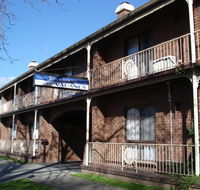 Albury Townhouse - Holiday Byron Bay