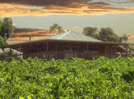Mclaren Ridge Log Cabins - Holiday Byron Bay
